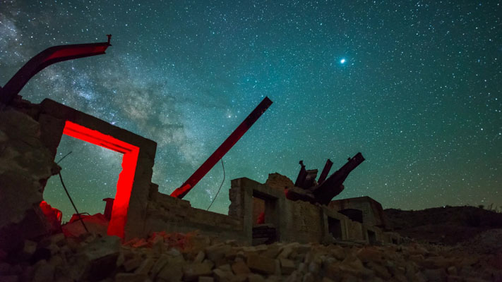 Arizona - Swansea Ghost Town and the Milky Way