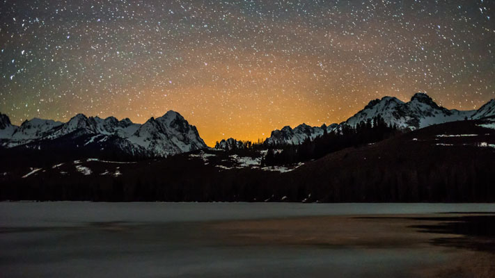 Idaho - Sawtooth from Little Redfish Lake - Light Pollution from Boise