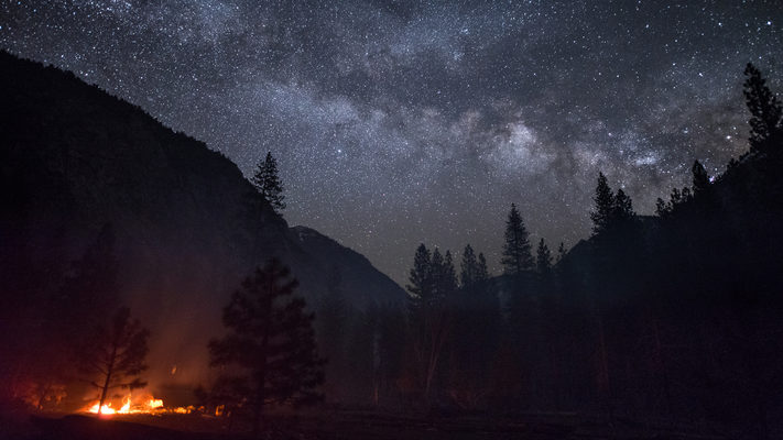 Kings Canyon Forest Fire Under a Dark Night Sky - Timelapse